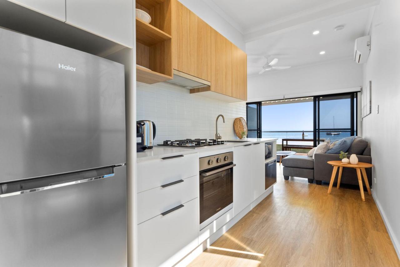Port Lincoln Beachfront Apartments Экстерьер фото