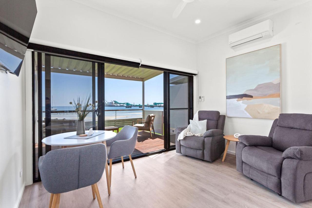 Port Lincoln Beachfront Apartments Экстерьер фото