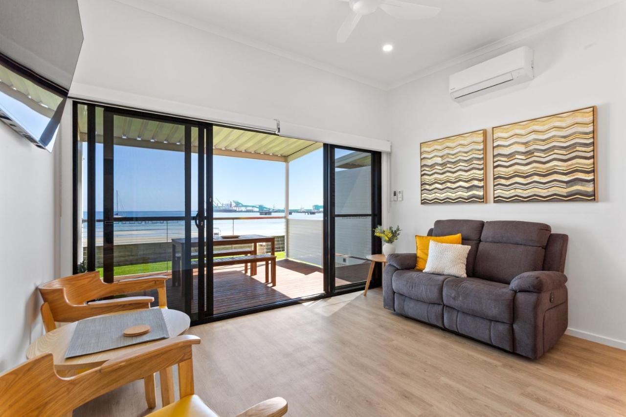 Port Lincoln Beachfront Apartments Экстерьер фото